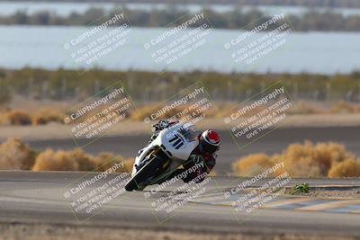 media/Dec-18-2022-SoCal Trackdays (Sun) [[8099a50955]]/Turn 14 (940am)/